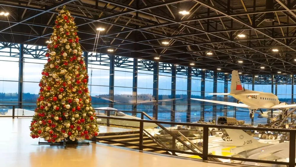 Décorations de noel pour professionnel Sapin géant