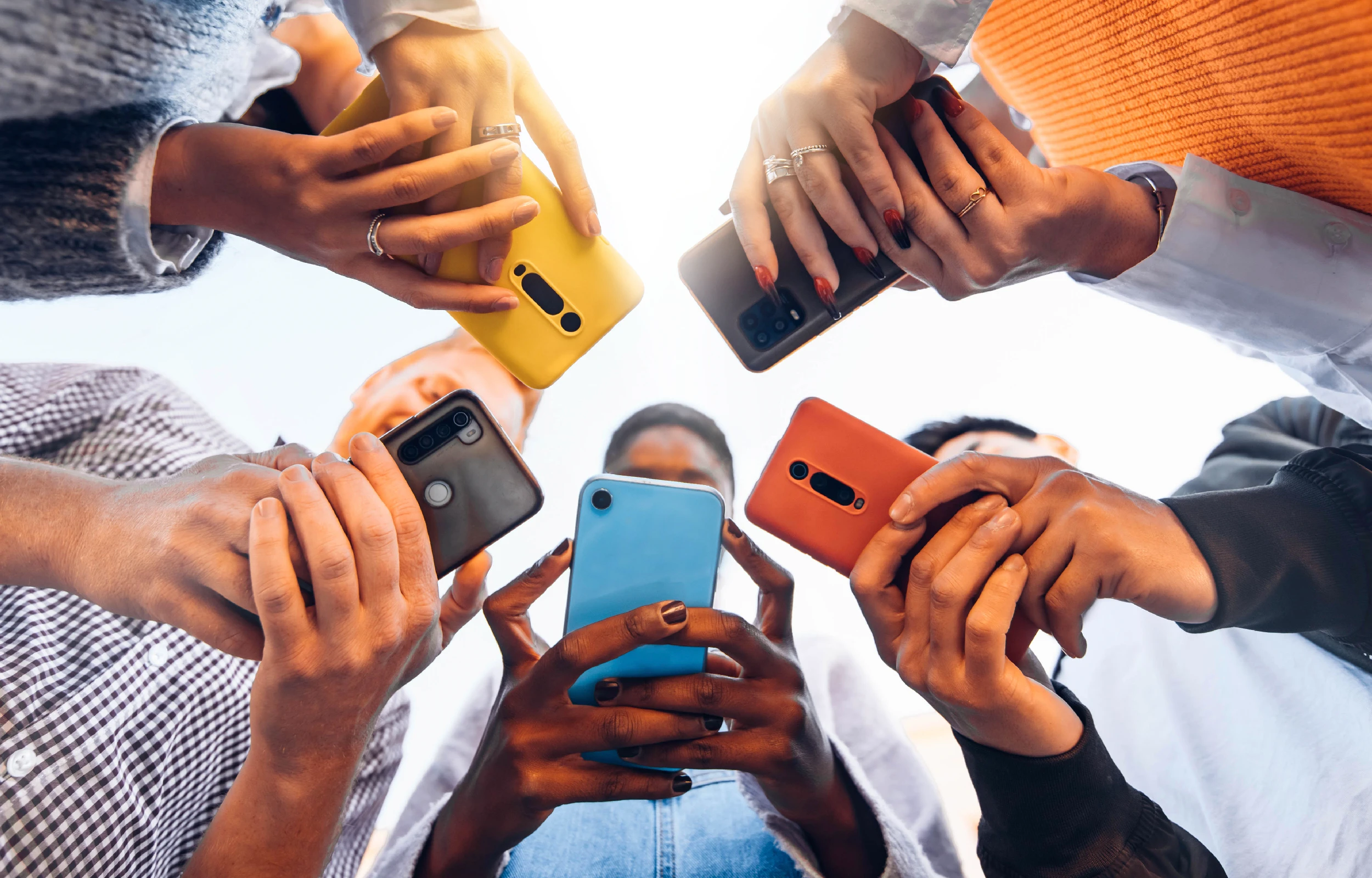 Generation Y portable en main